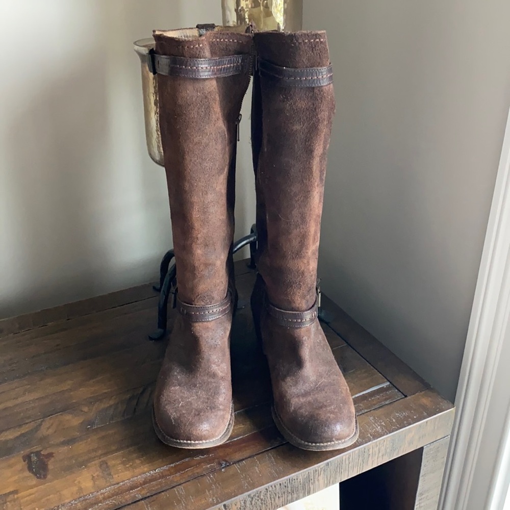 Frye Carmen Knee high boots